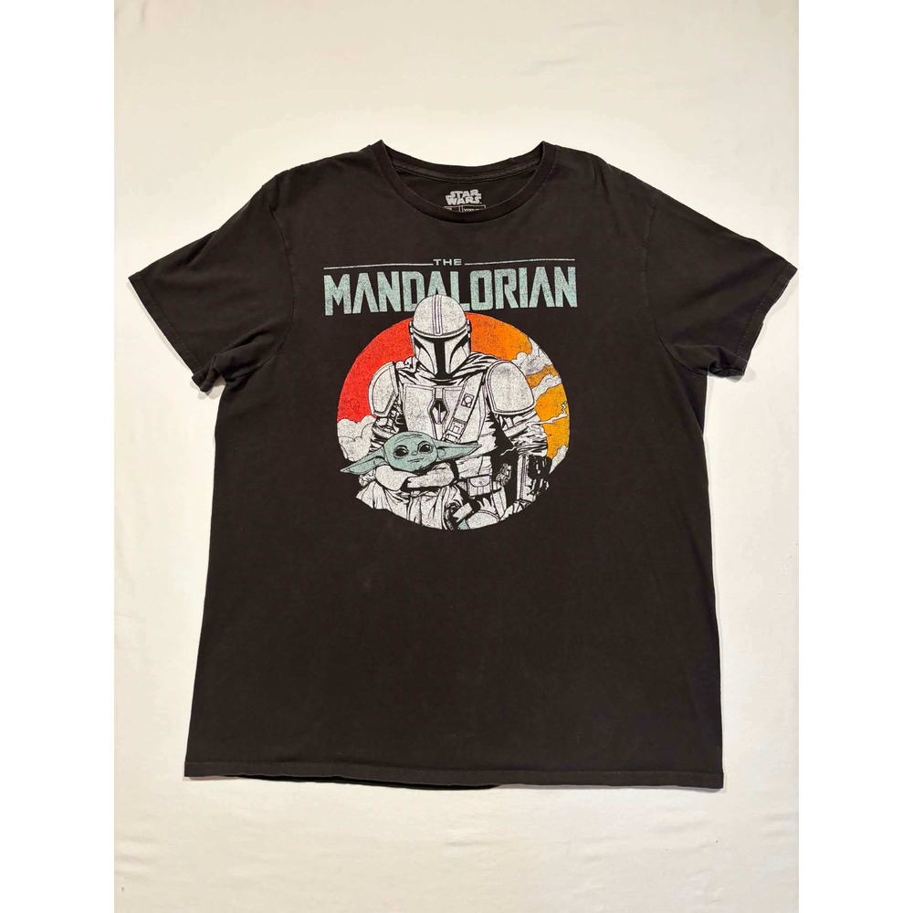 Star Wars The Mandalorian Fifth Sun Graphic T-Shirt Black Grogu Mens Large